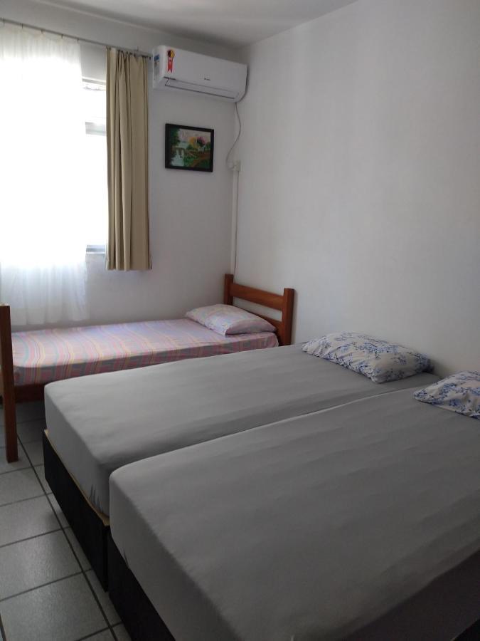 Res. Umuarama Apartment บอมบินญัส ภายนอก รูปภาพ